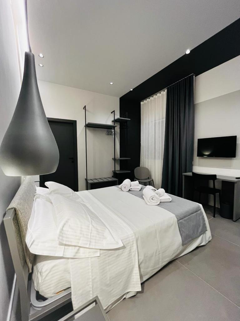 Rosy Room Design Marsala Bagian luar foto