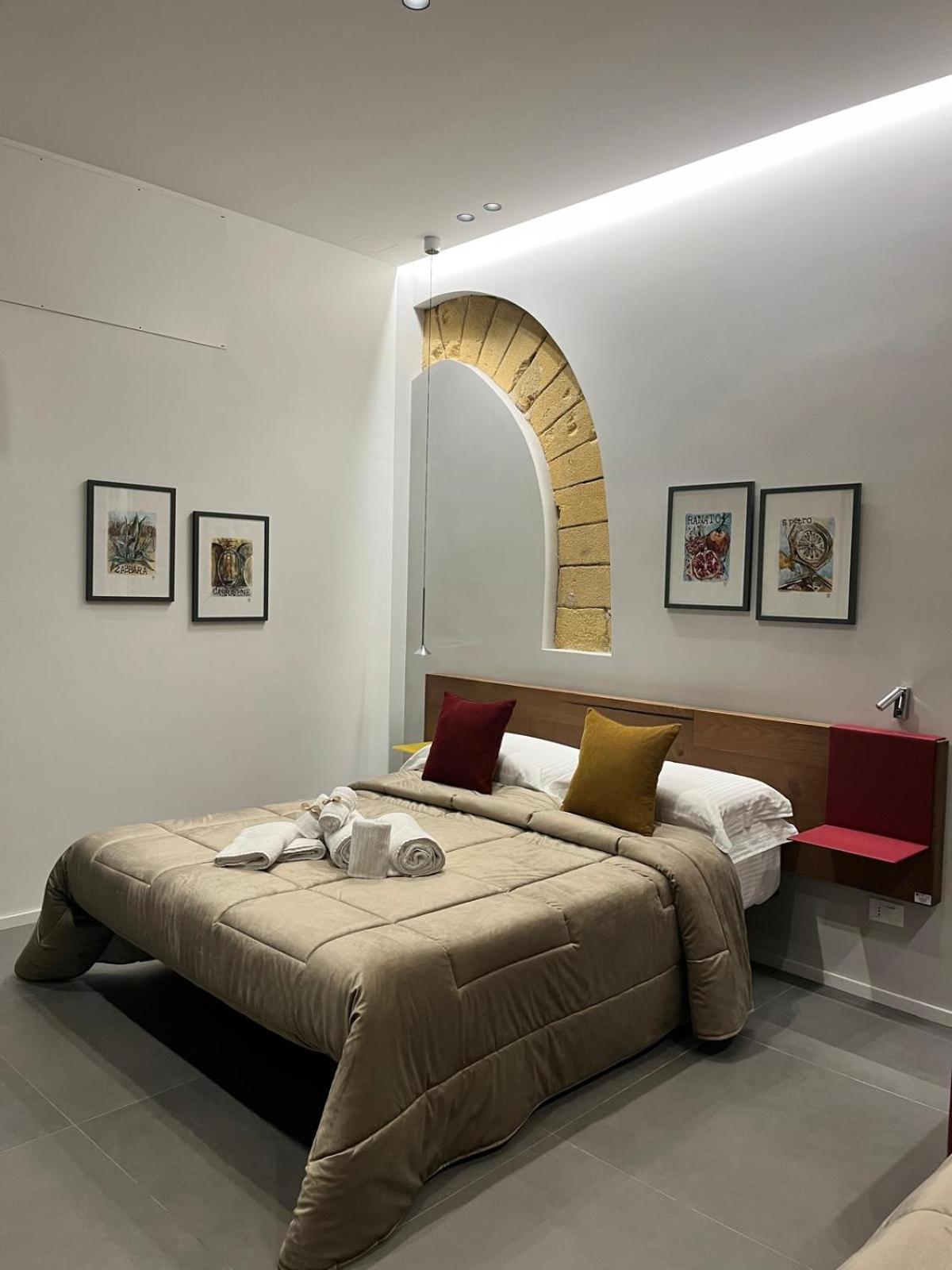 Rosy Room Design Marsala Bagian luar foto