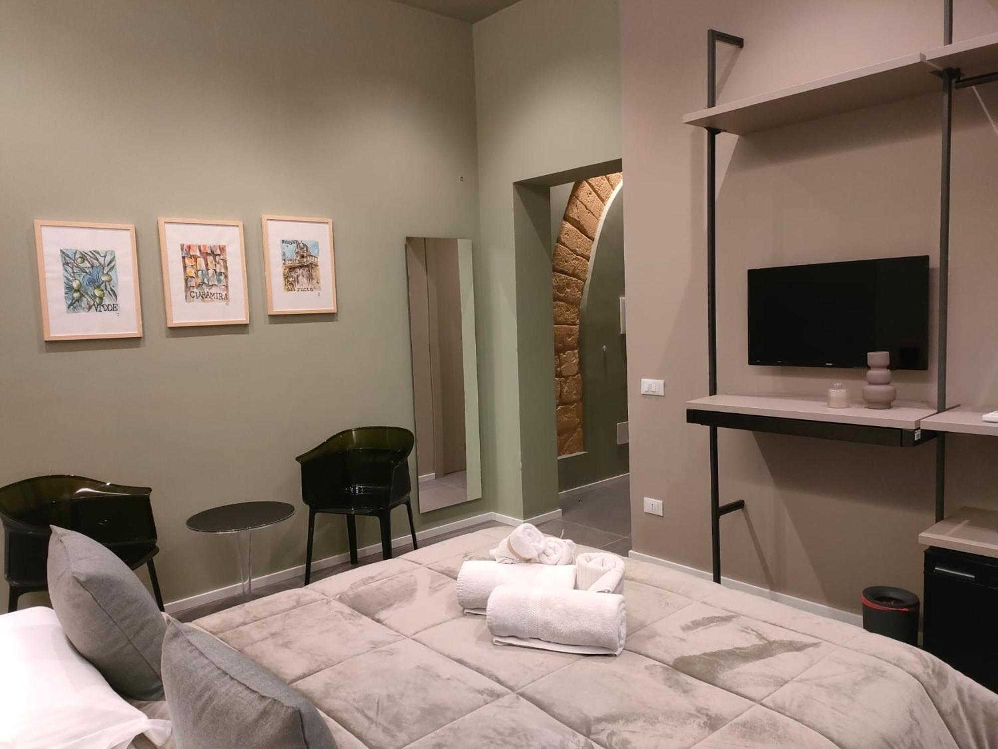 Rosy Room Design Marsala Bagian luar foto