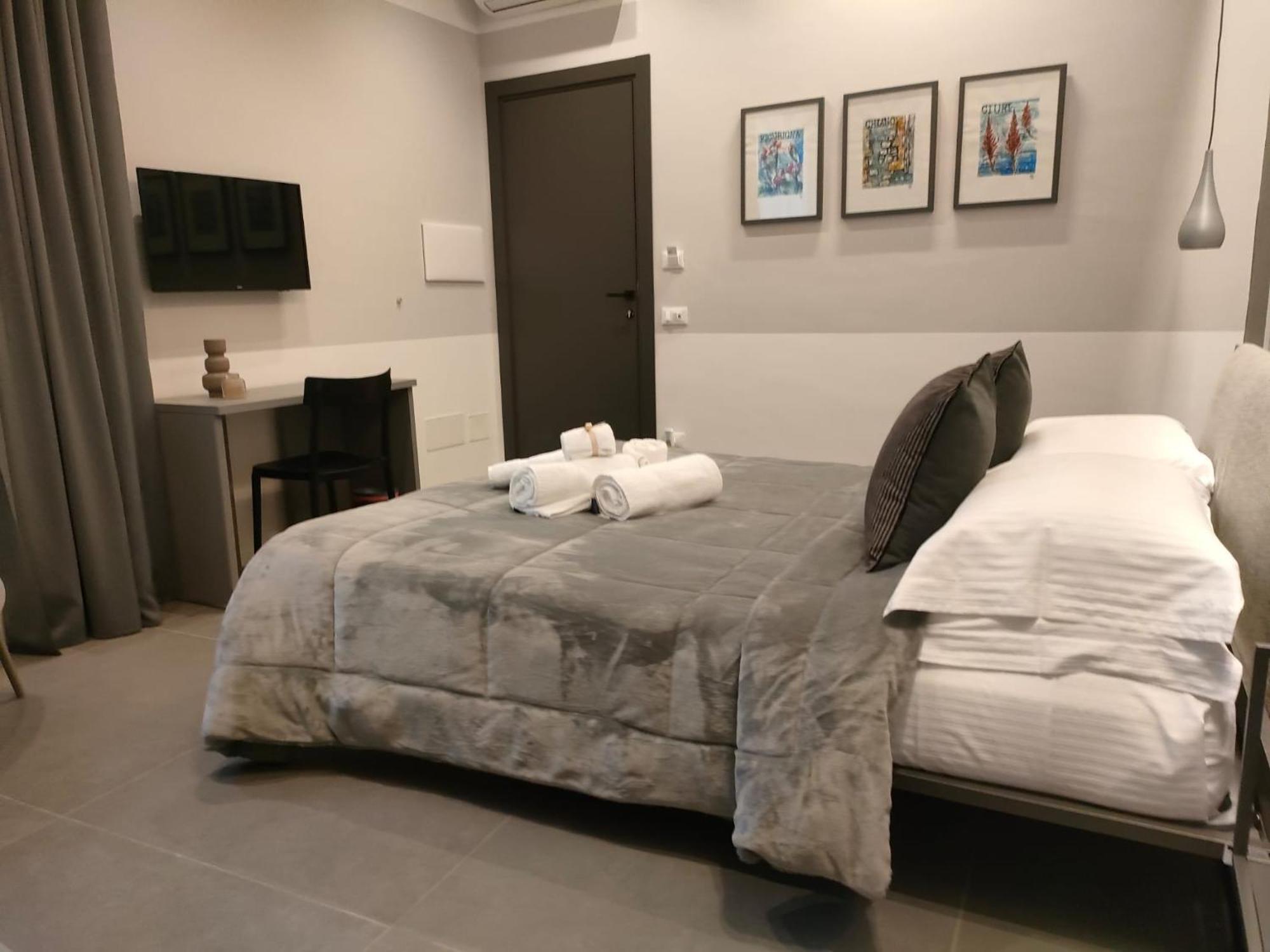 Rosy Room Design Marsala Bagian luar foto